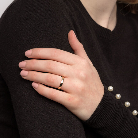 Half Round Wedding Band in 10ct Yellow Gold Half Round Wedding Band in 10ct Yellow Gold