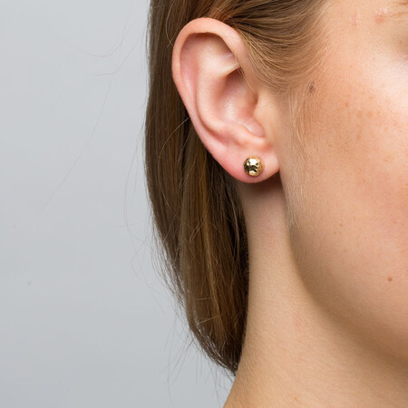 7mm Stud Earrings in 10ct Yellow Gold 7mm Stud Earrings in 10ct Yellow Gold