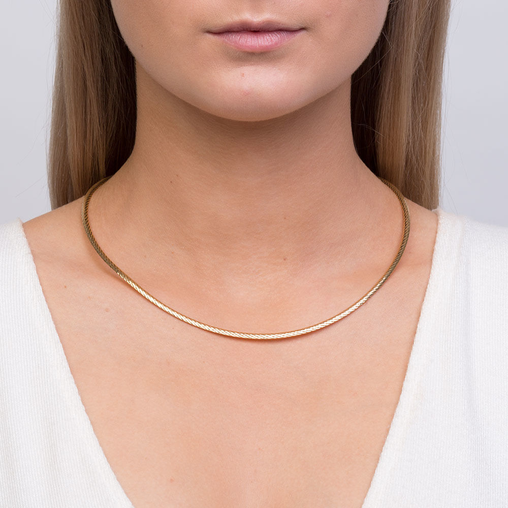 Solid Omega Chain in 10kt Yellow Gold