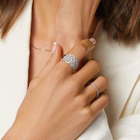 Diamond Cluster Ring with 1.00 Carat TW of Diamonds in 10kt White Gold Diamond Cluster Ring with 1.00 Carat TW of Diamonds in 10kt White Gold