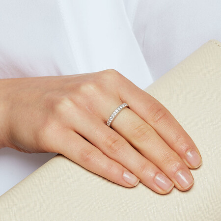 Ring with Cubic Zirconias in Sterling Silver Ring with Cubic Zirconias in Sterling Silver