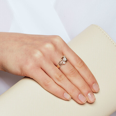 Ring with 1/4 Carat TW of Diamonds in 10ct Yellow Gold Ring with 1/4 Carat TW of Diamonds in 10ct Yellow Gold