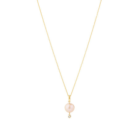 Pendant With Cultured Freshwater Pearl & Diamond In 10kt Yellow Gold