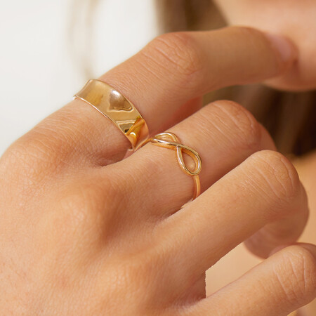 Concave Ring in 10ct Yellow Gold Concave Ring in 10ct Yellow Gold