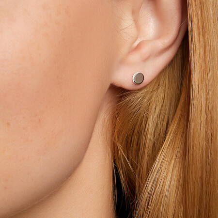 Disc Stud Earrings in Sterling Silver Disc Stud Earrings in Sterling Silver