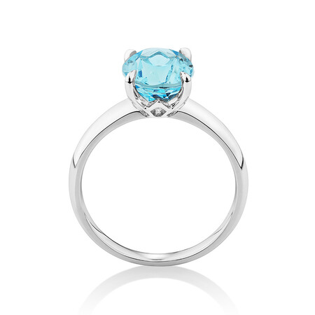 Ring with Blue Topaz in Sterling Silver Ring with Blue Topaz in Sterling Silver