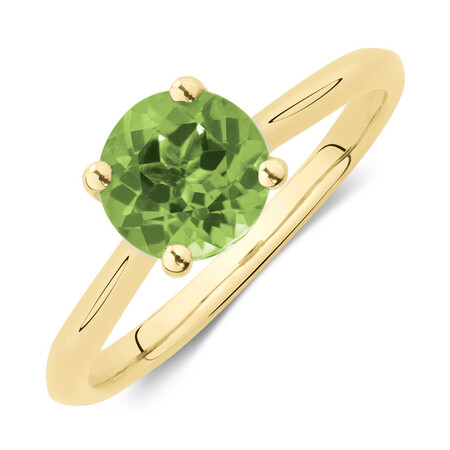 Ring with Peridot in 10kt Yellow Gold Ring with Peridot in 10kt Yellow Gold