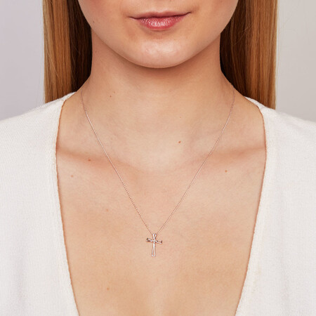 Pendant with Diamonds in 10ct White Gold Pendant with Diamonds in 10ct White Gold