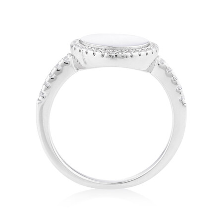 Round Ring with Cubic Zirconia in Sterling Silver Round Ring with Cubic Zirconia in Sterling Silver