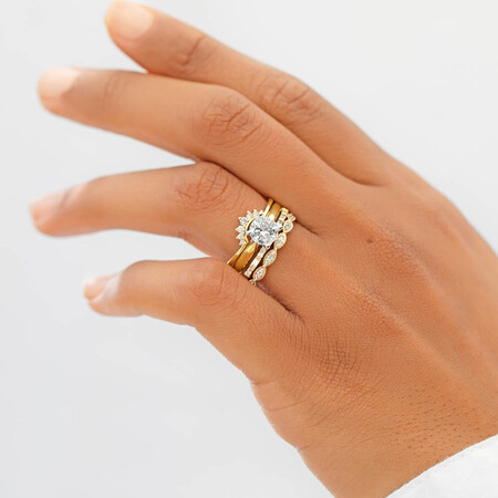 Wedding Band with Diamonds in 10ct Yellow Gold Wedding Band with Diamonds in 10ct Yellow Gold