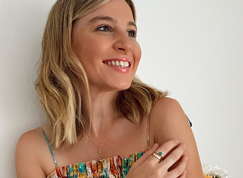 Yellow Gold and Emerald Jewellery Styling Yellow Gold and Emerald Jewellery Styling