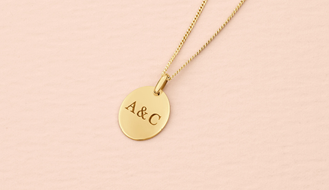 Engraved jewellery with initials Engraved jewellery with initials
