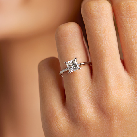 New Fenix laboratory-created diamond solitaires New Fenix laboratory-created diamond solitaires
